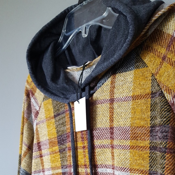 《Promesa》Mustard Layered Plaid Hoodie - Picture 4 of 5